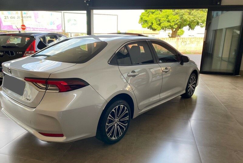 COROLLA 2.0 VVT-IE FLEX ALTIS DIRECT SHIFT ANO 2020 COR PRATA